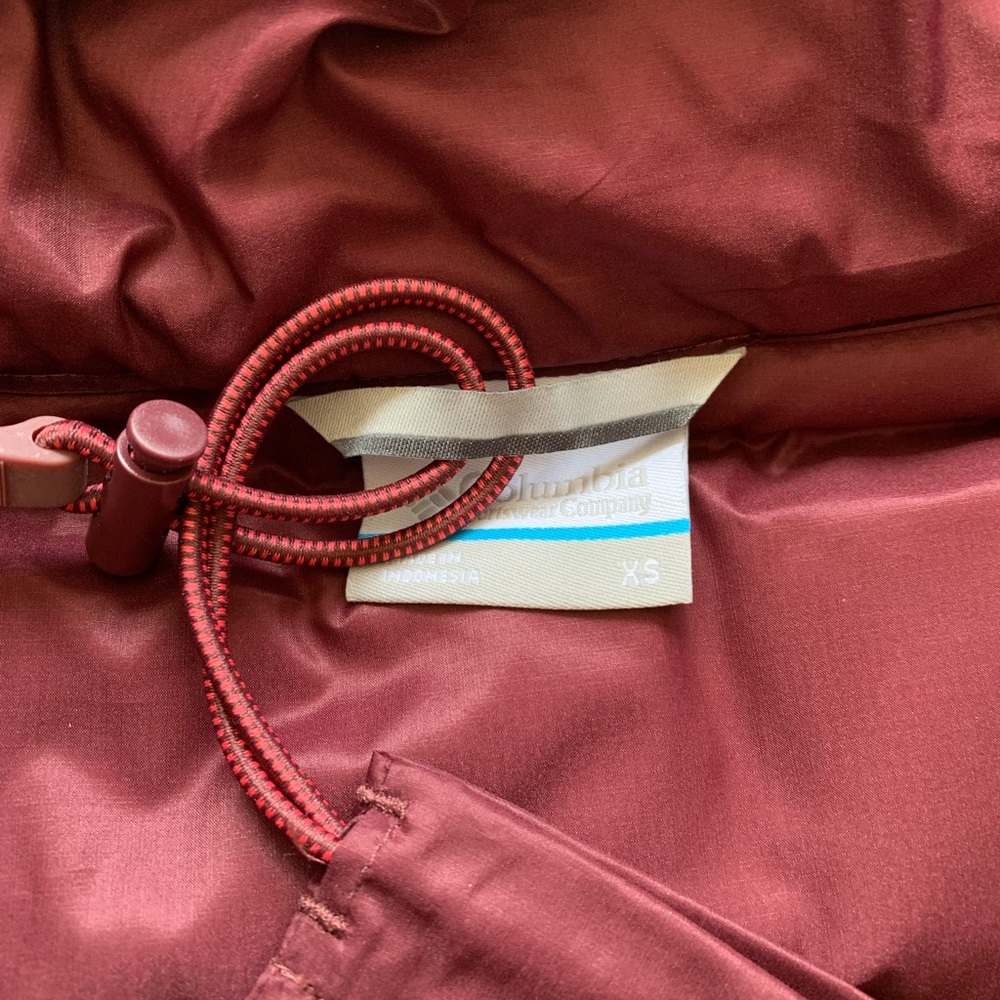 NWT Columbia Sportswear Bulo Point Omni-Heat® Down Vest - 700 Fill Power - Picture 16 of 16